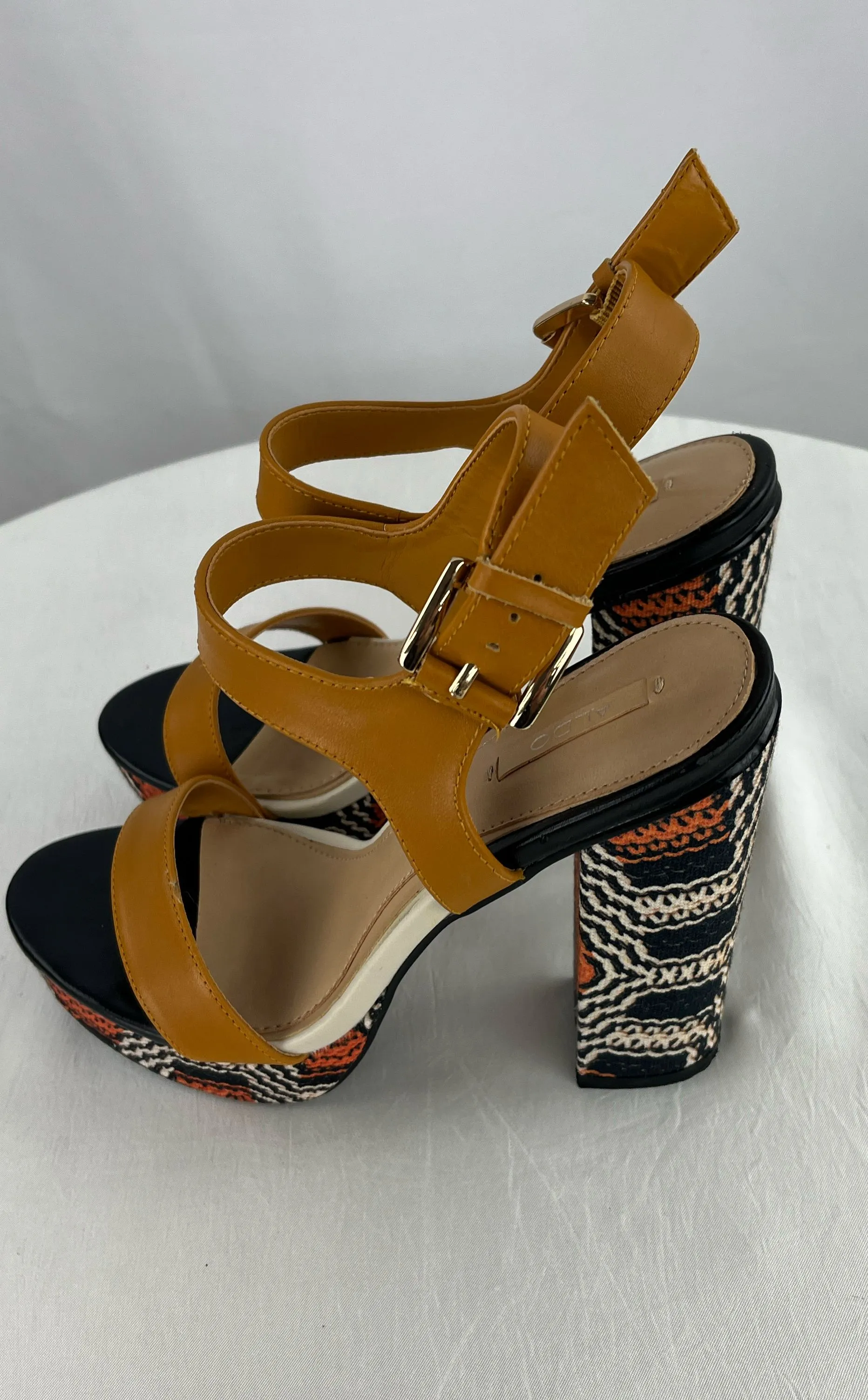 Aldo Women's Mary Jane Heels Size 6.5 & Matching Crossbody Purse W/Box