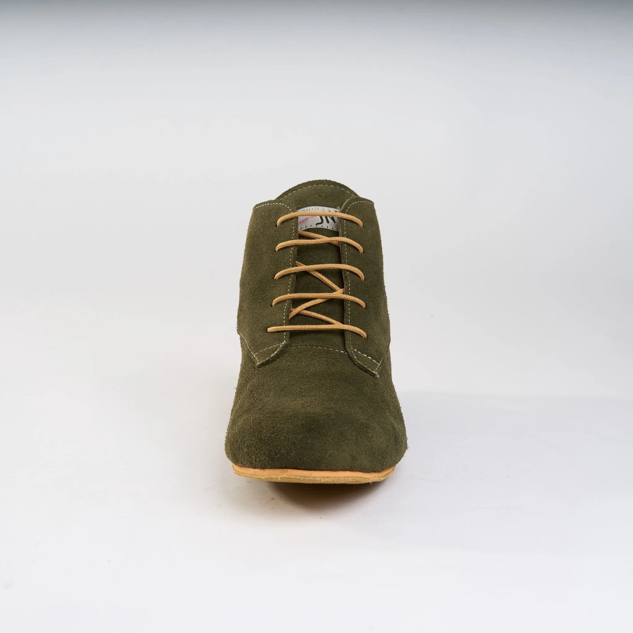 Earthbound Olive Leather - Handmade Tango Trainers - Tita 9632