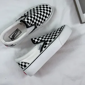 Flange In Black And White Plaid Canvas Shoes