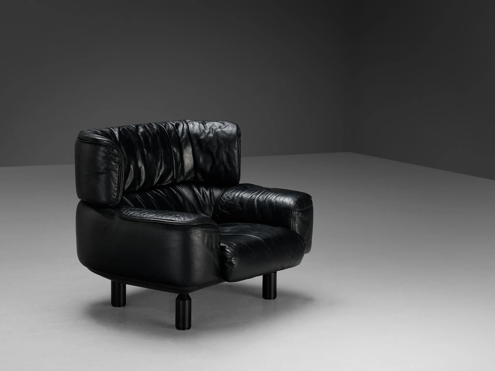 Gianfranco Frattini for Cassina 'Bull' Lounge Chair in Black Leather