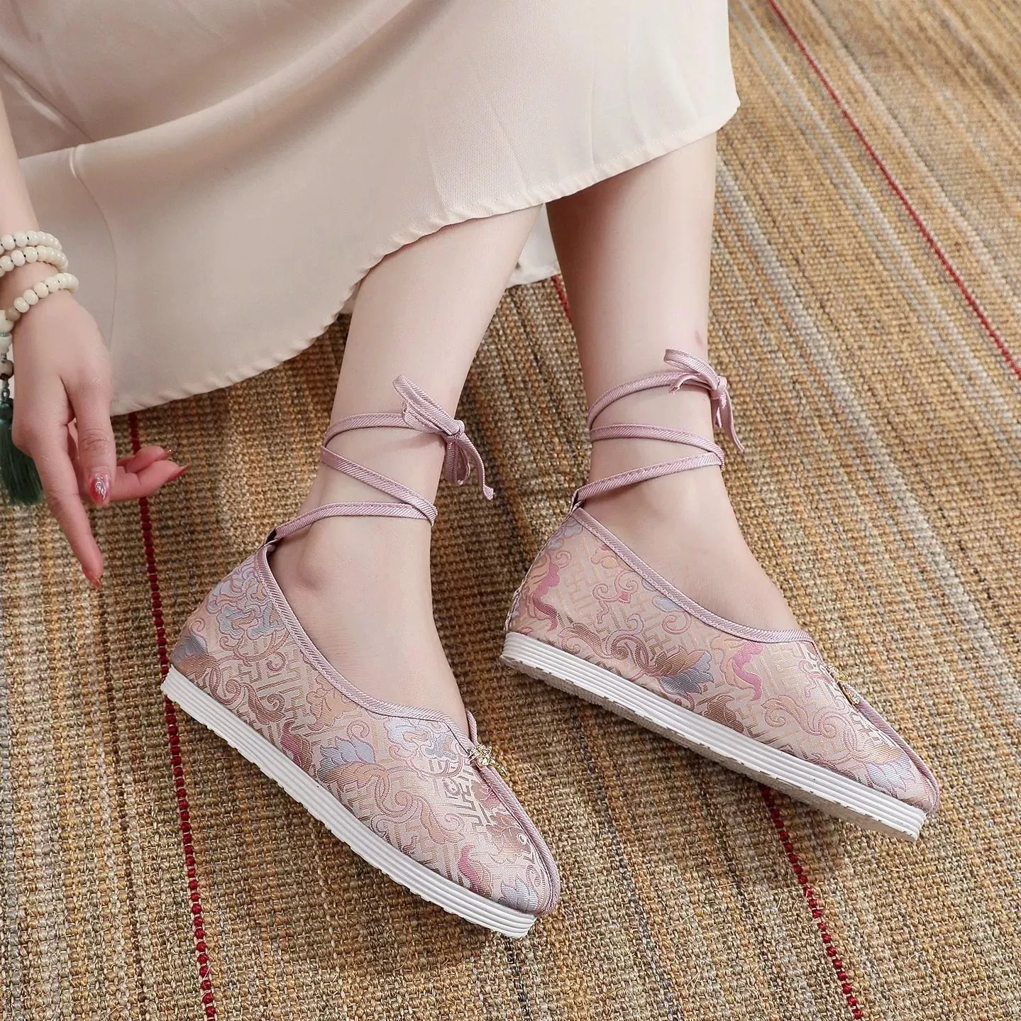 Hanfu Shoes: Averine