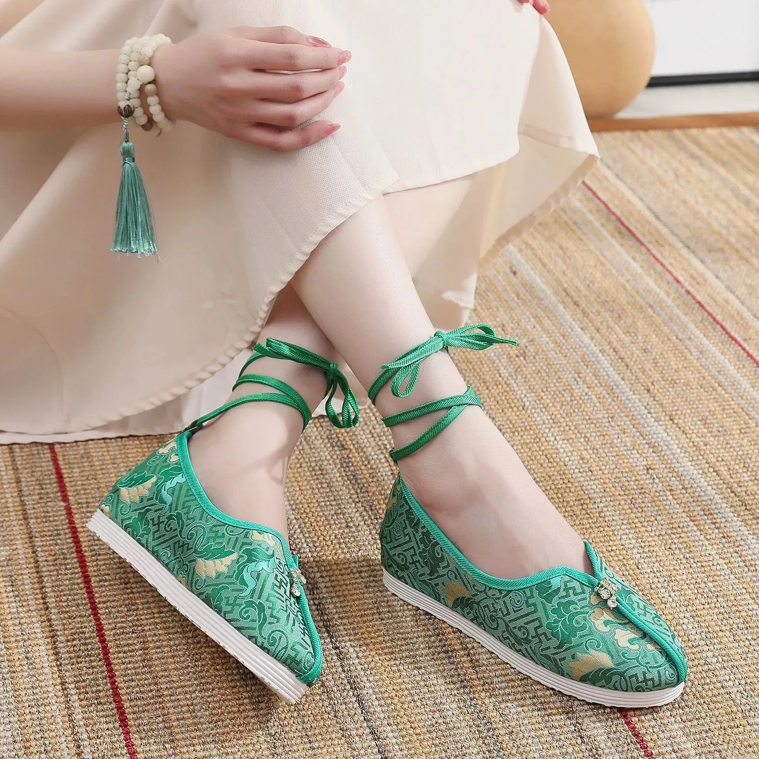 Hanfu Shoes: Averine