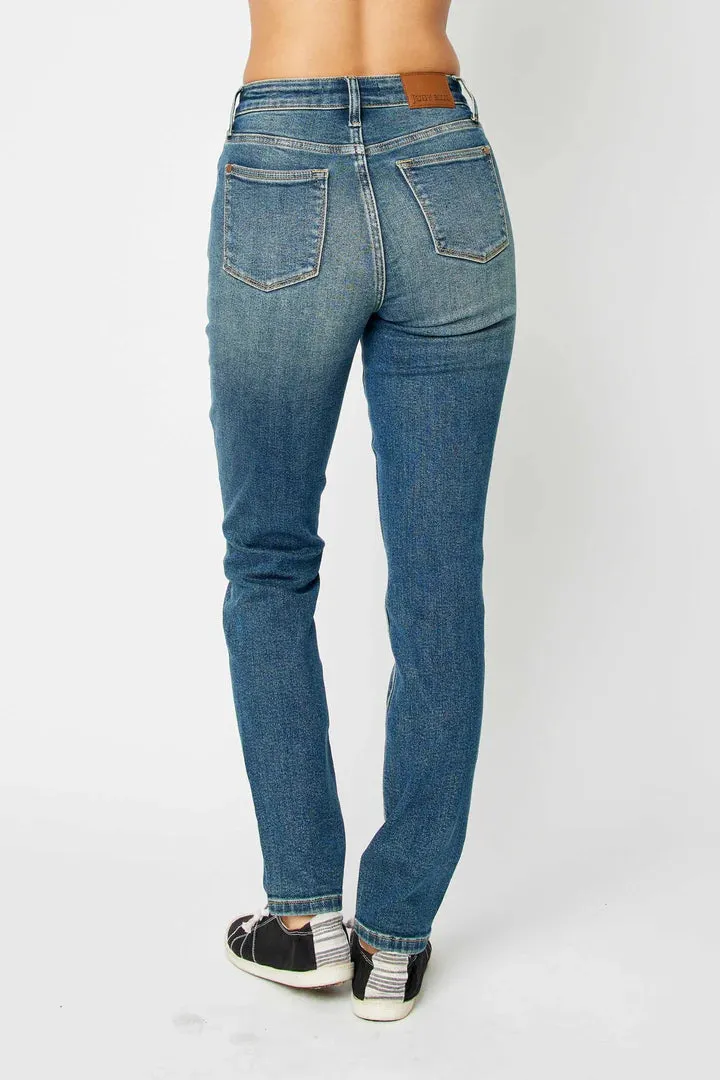 Judy Blue HW Classic Relaxed Fit Jean