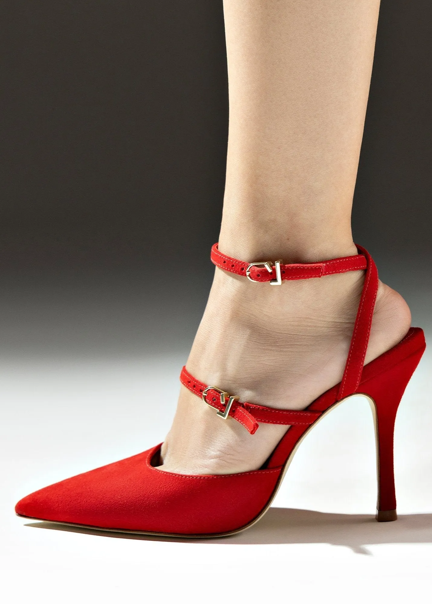 Larroude Kris Pump In Scarlet Suede