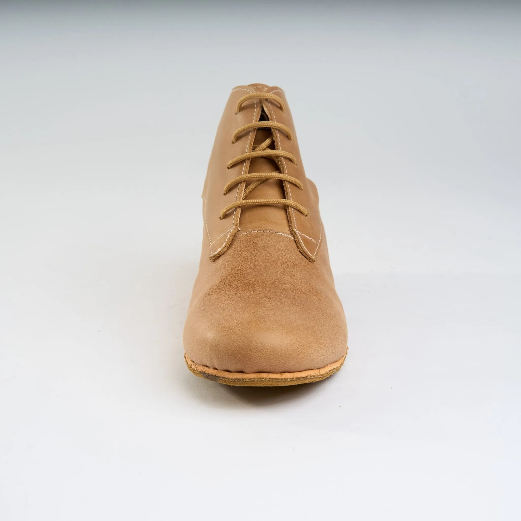 Lightly Tanned Genuine Leather - Handmade Tango Trainers - Tita 9601