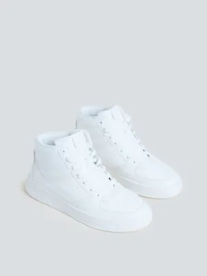 LUNA BLU White Perforated High-Rated Sneakers