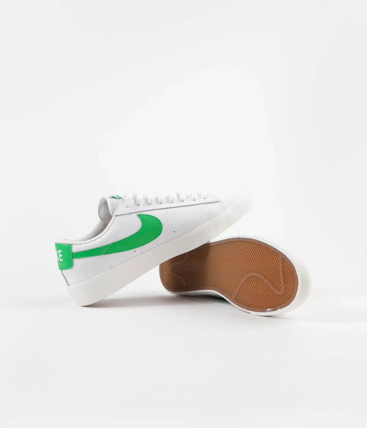 Nike Blazer Low Leather Shoes - White / Green Spark - Sail