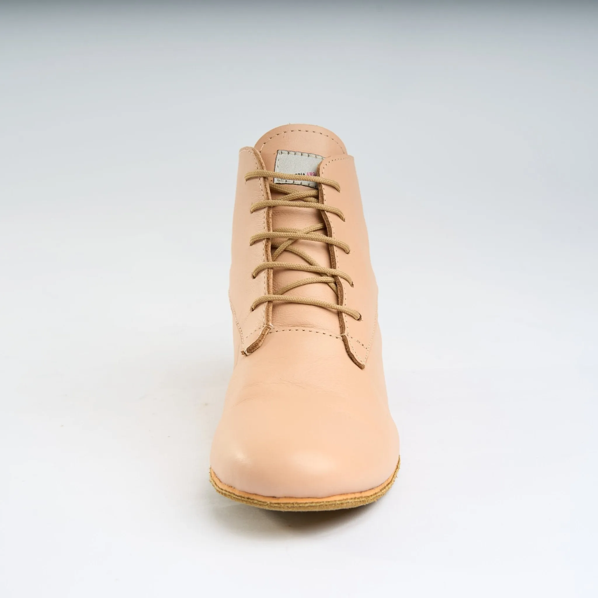 Peach Latte Leather - Handmade Tango Trainers - Tita 9602