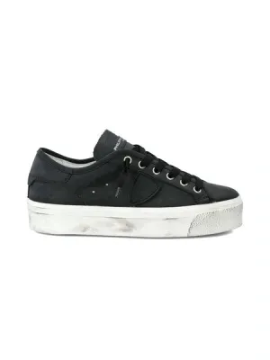 Philippe Model Paris Haute Low-Top Sneaker in Veau Noir