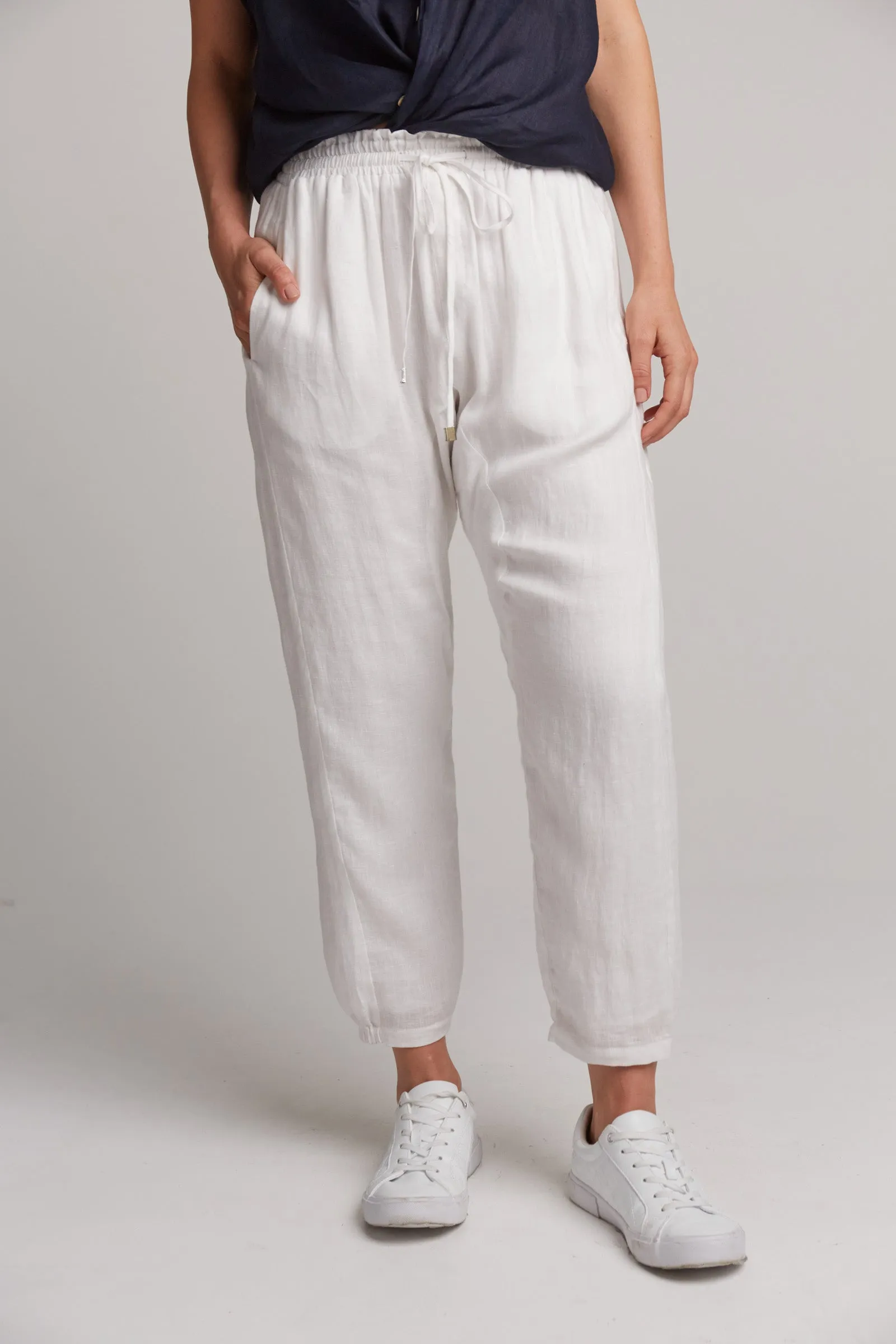 Studio Relaxed Pant - Salt