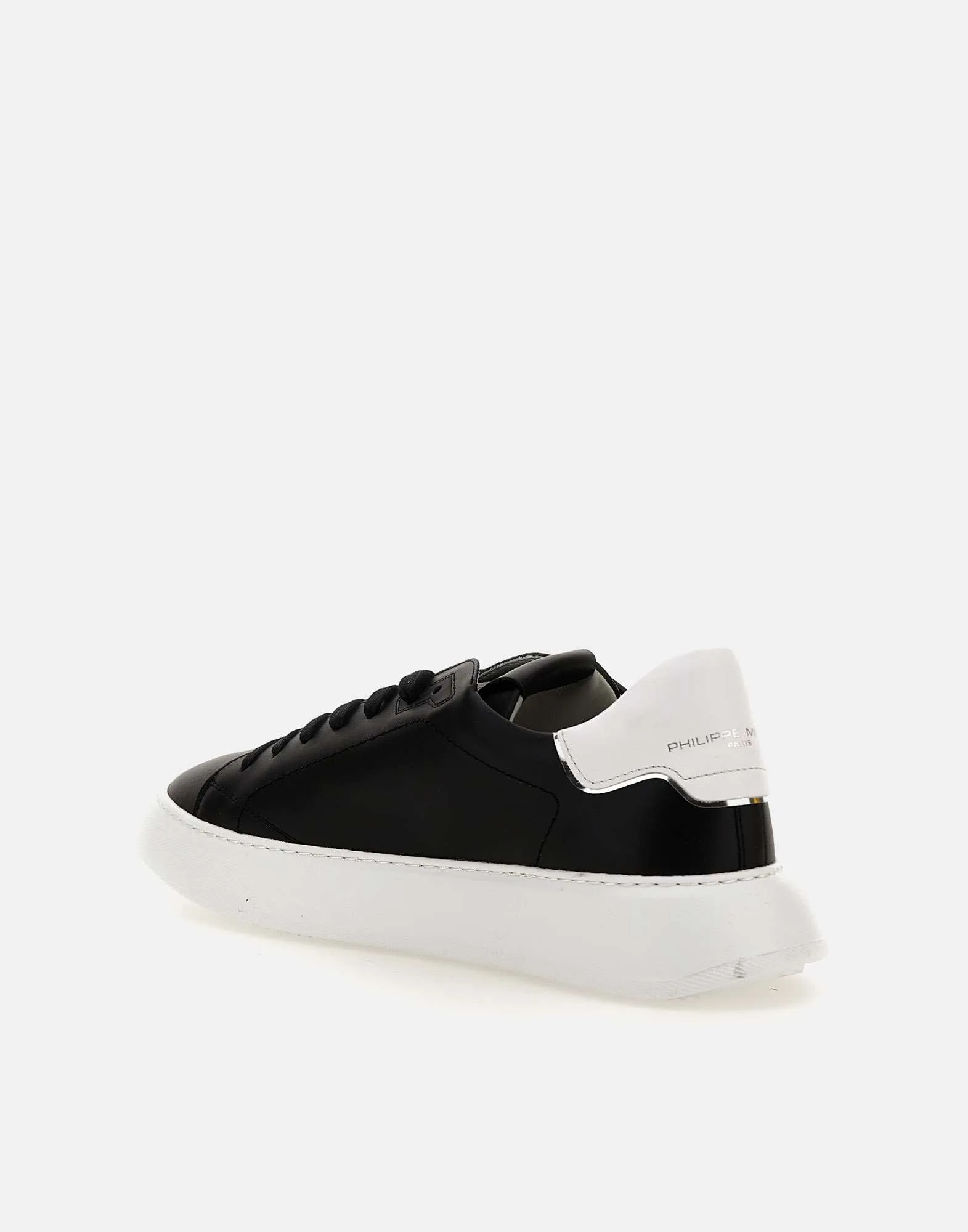 Temple Low Man Veau Sneakers in Black