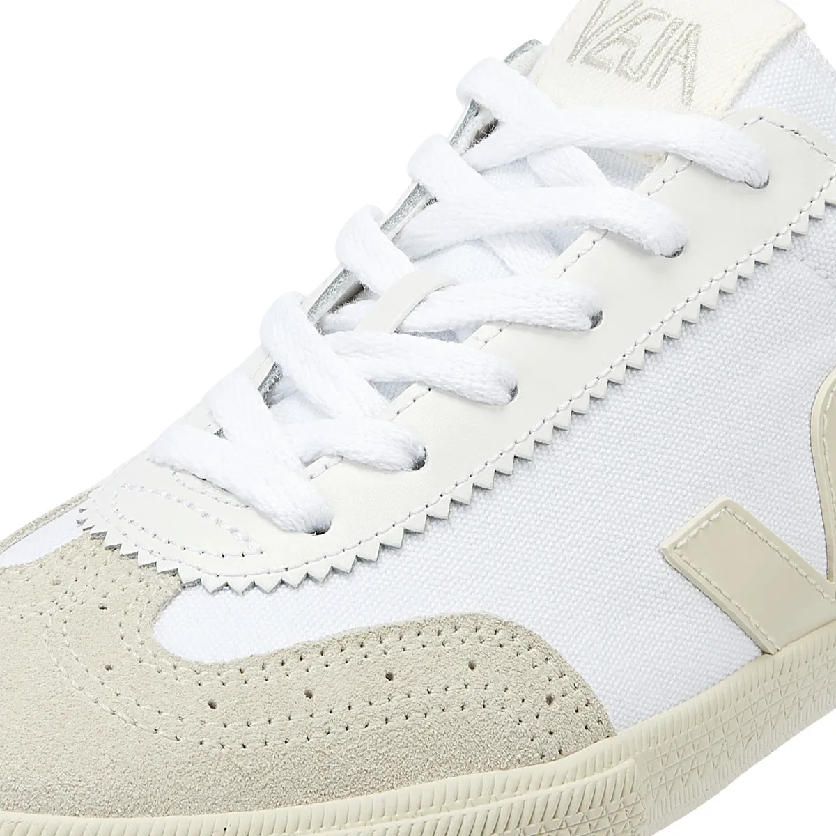 Veja Volley Men's White/Pierre Trainers